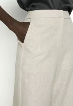Slftania Eliana Wide Pant Tall - Bukse - Beige -Selected Femme Butikk 07a0018ae74b4d02a2d52c5ac91ad01f