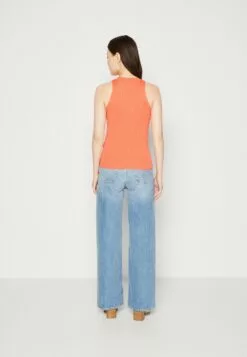 Selected Femme Slfsolina - Topper - Emberglow -Selected Femme Butikk 0b92748563d24eff8a3b6c44d10c7be9