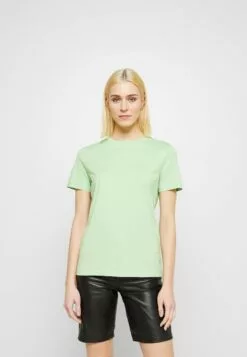 Selected Femme Slfmyessential Ss O-Neck Noos - T-Shirts - Pistachio Green