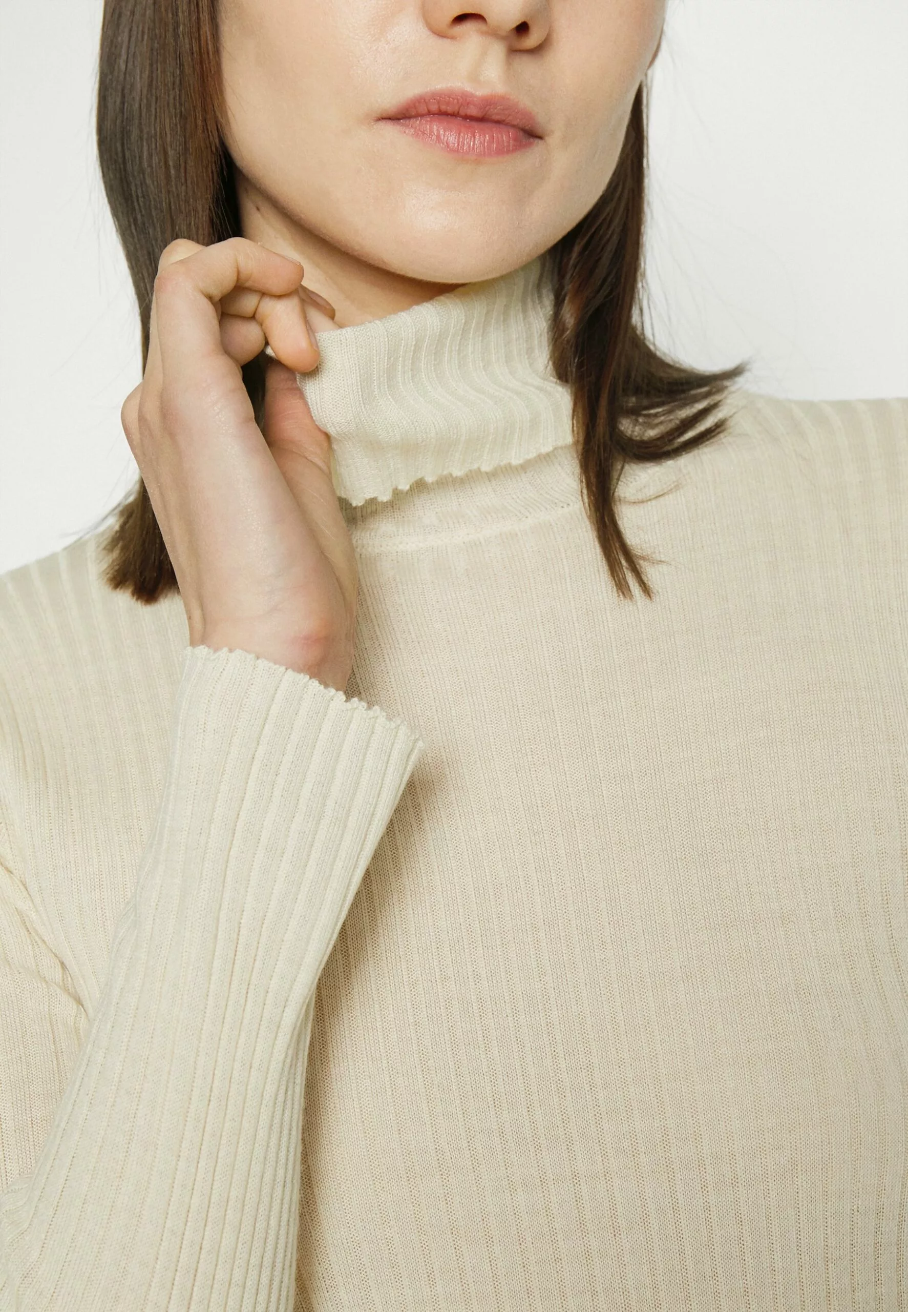 Selected Femme SlfcostinaRollneck- Strikkegenser - Birch 7 Selected Femme SlfcostinaRollneck- Strikkegenser - Birch - Bilde 7