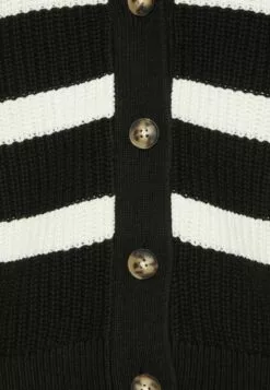 Selected Femme Bloomie Ls V-Neck Noos - Cardigan - Black/Snow White -Selected Femme Butikk 127c847d79c741e7a77cae0e79a8a798