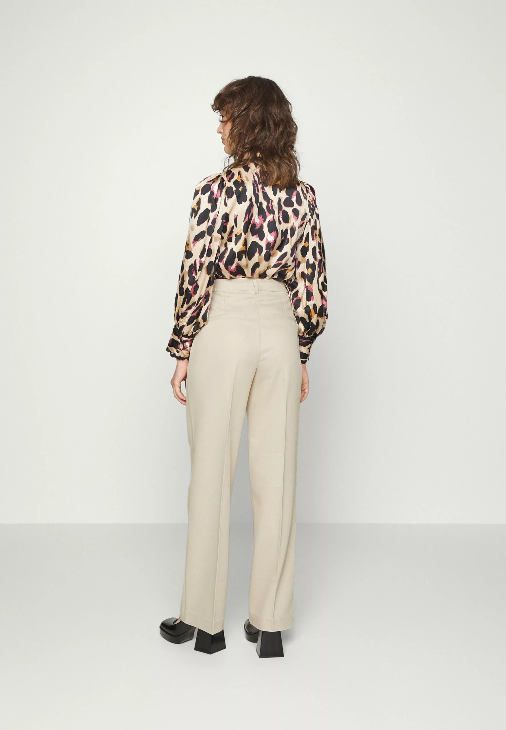 Selected Femme Slfsvale Wide Pant - Bukse - Birch 3 Selected Femme Slfsvale Wide Pant - Bukse - Birch - Bilde 3