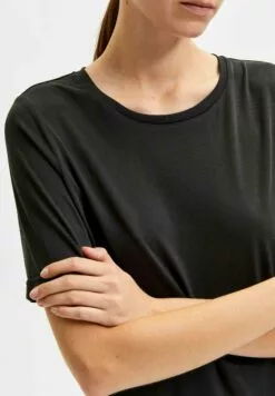 Selected Femme Slfstella Tee B Noos - T-Shirts - Black 9 Selected Femme Slfstella Tee B Noos - T-Shirts - Black -Selected Femme Butikk 1e417c260c96452b876e089a2708319d