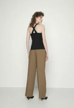 Selected Femme Slfrita Wide Pant - Bukse - Pine Bark -Selected Femme Butikk 1f56917041f140cab9f2bec23379f73c