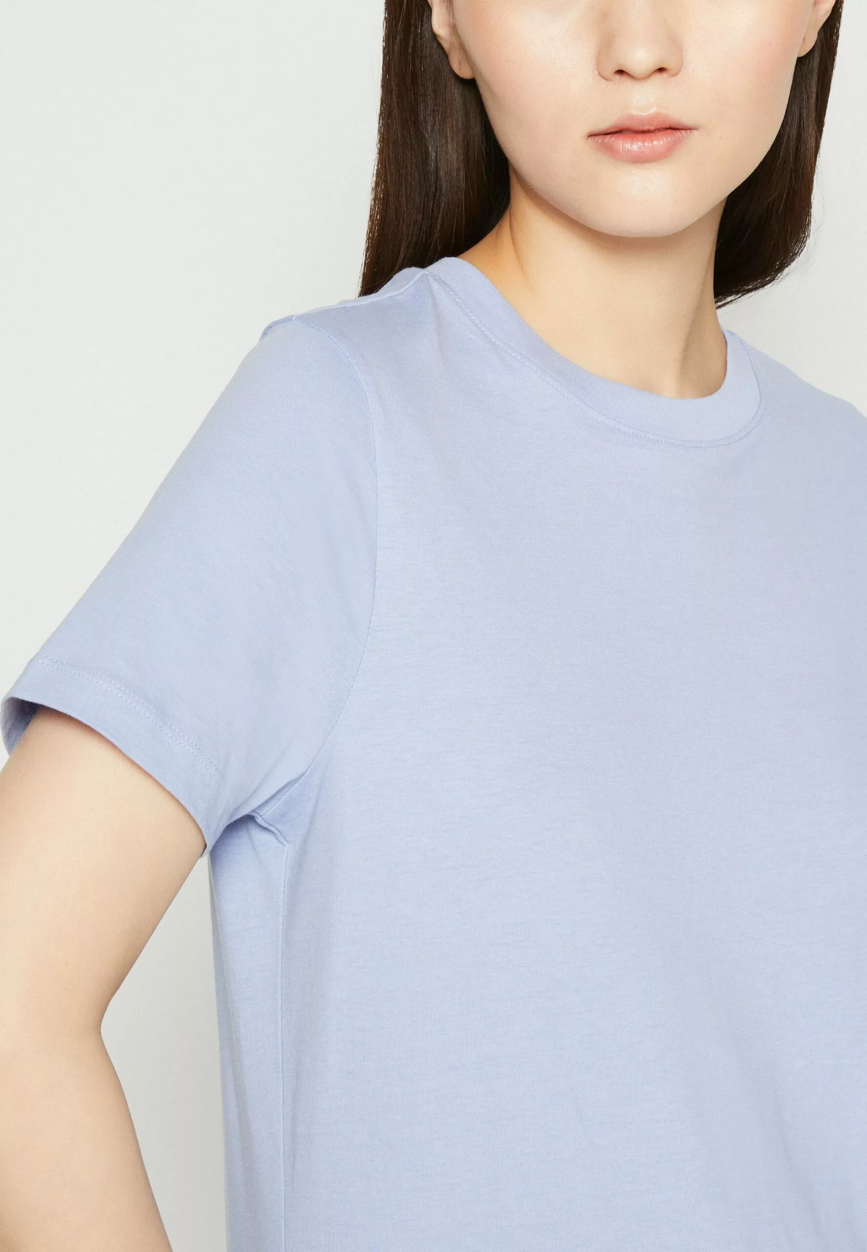 Selected Femme Slfmyessential Ss O-Neck Noos - T-Shirts - Blue Heron 6 Selected Femme Slfmyessential Ss O-Neck Noos - T-Shirts - Blue Heron - Bilde 6