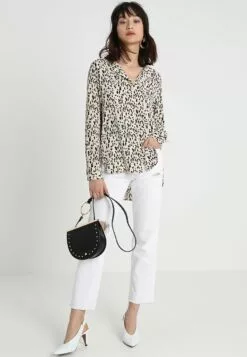 Front -Selected Femme Butikk 2d117416d5da403abea8bf43872b70d8