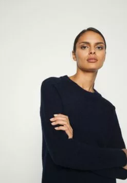 Selected Femme Slflulu Ls O-Neck B - Strikkegenser - Dark Sapphire/Melange 9 Selected Femme Slflulu Ls O-Neck B - Strikkegenser - Dark Sapphire/Melange -Selected Femme Butikk 3bfdfe95a3b8465ca13036929a7757c6