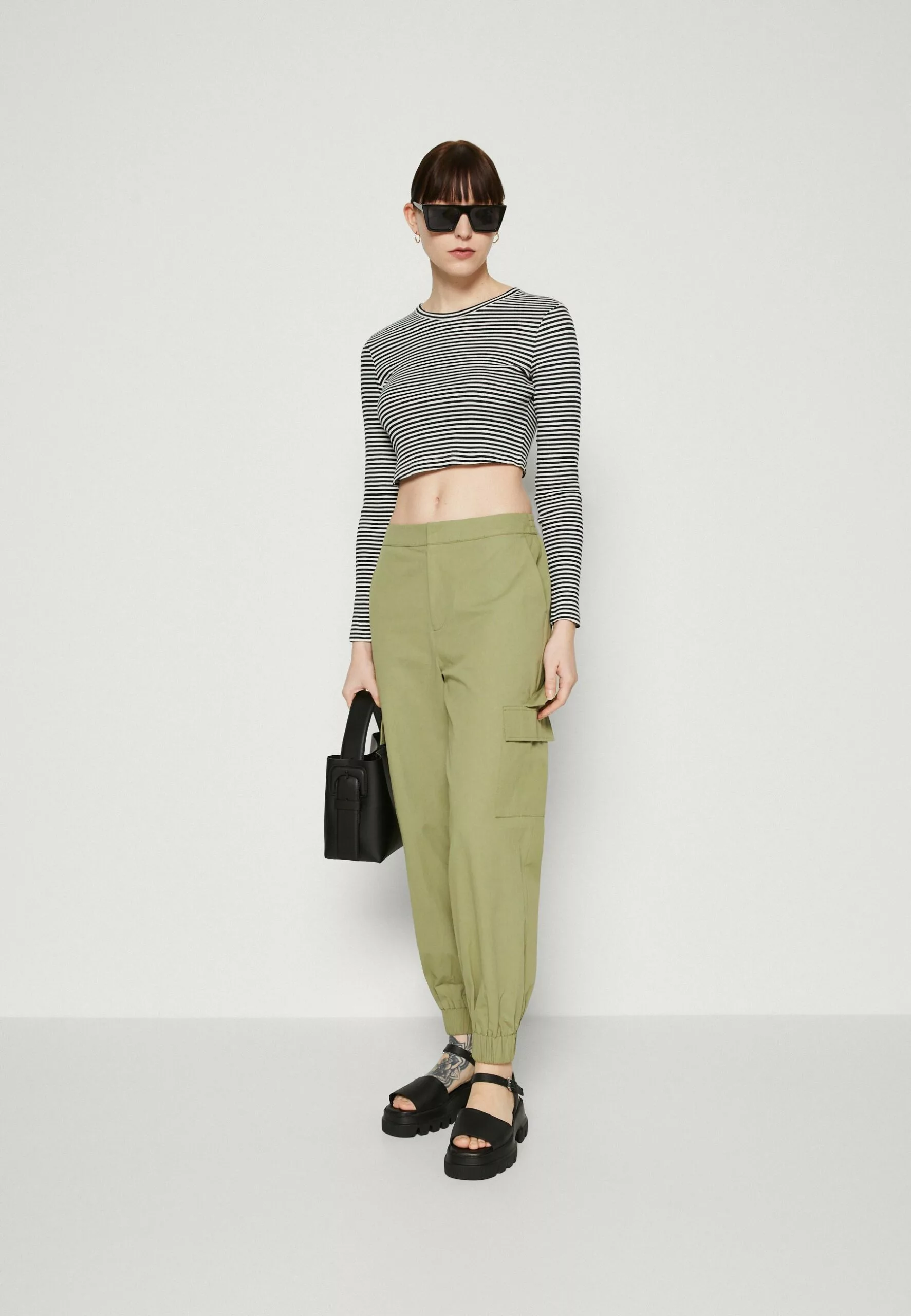 Selected Femme Slfcille Pant - Cargobukse - Basil 2 Selected Femme Slfcille Pant - Cargobukse - Basil - Bilde 2