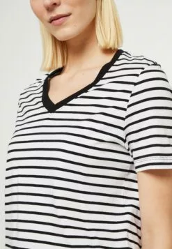 Selected Femme Slfessential Striped V-Neck Tee - T-Shirts Med Print - Black -Selected Femme Butikk 4a45873ee9a7459ea91be8d3c621975c