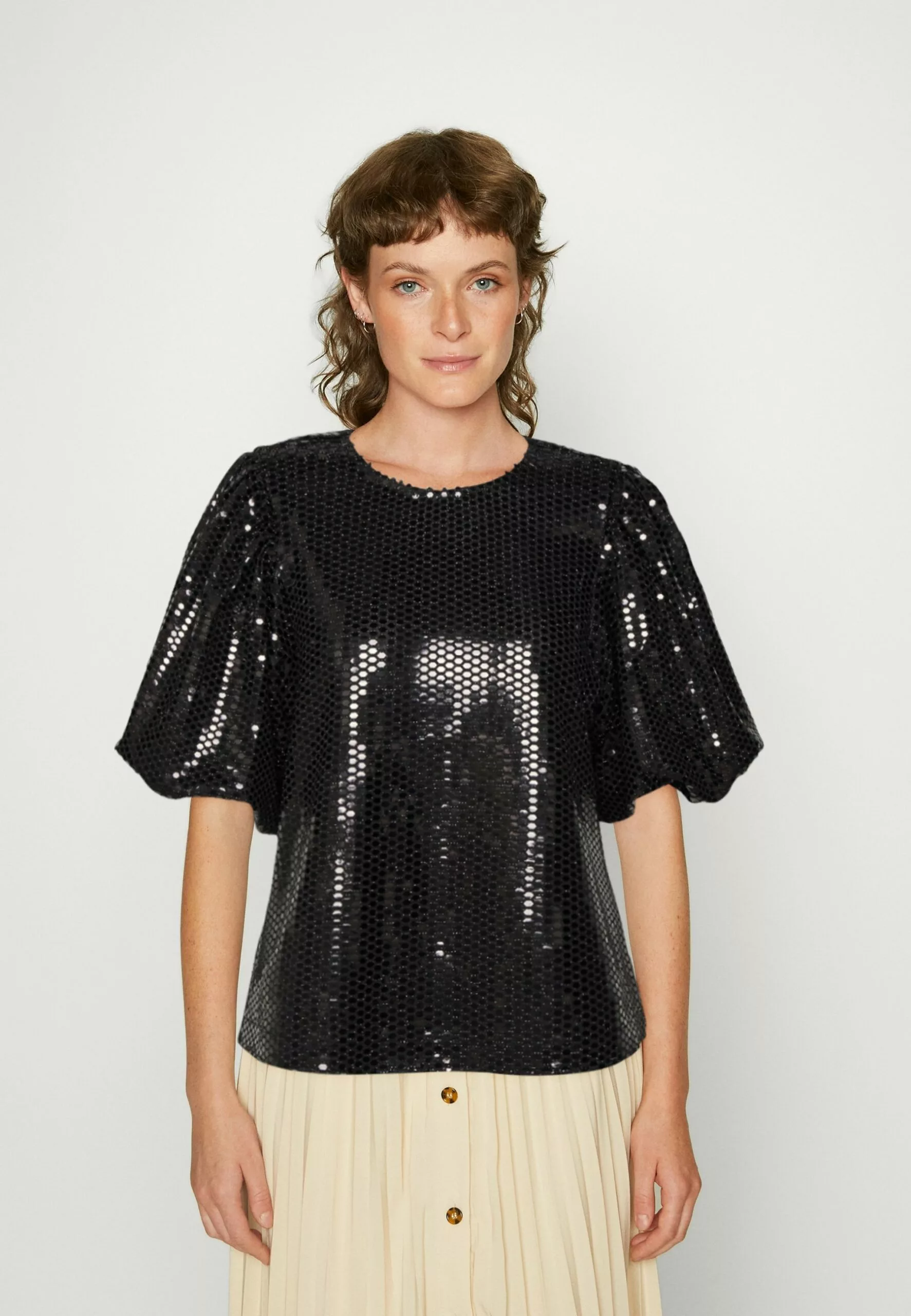 Selected Femme Slfsandy O Neck - T-Shirts Med Print - Black 1 Selected Femme Slfsandy O Neck - T-Shirts Med Print - Black