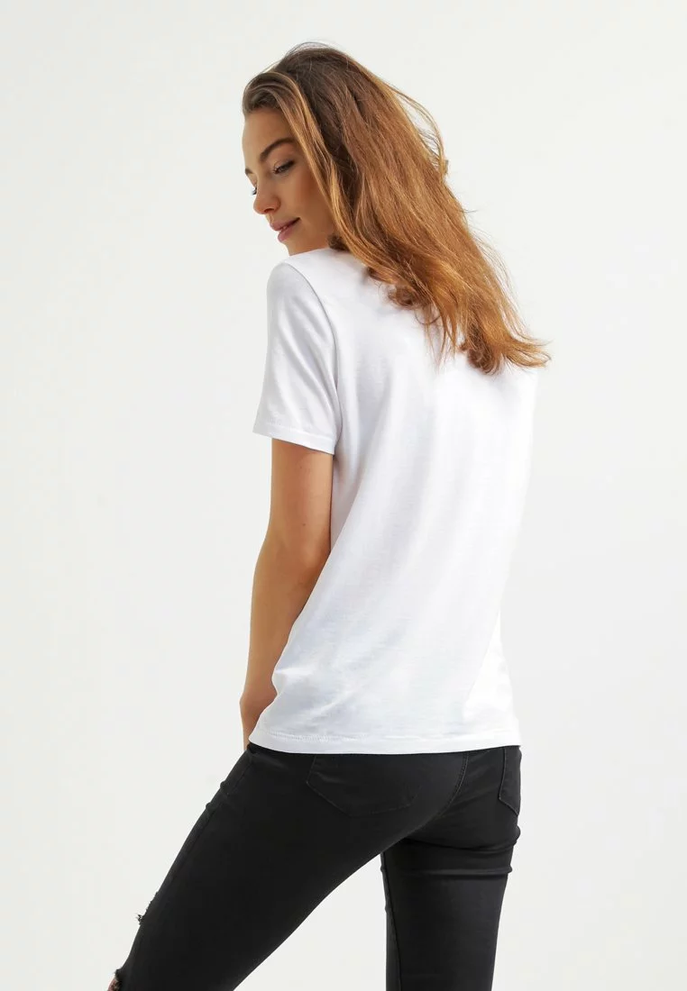 Selected Femme Slfmy Perfect Tee Box Cut - T-Shirts - Bright White 3 Selected Femme Slfmy Perfect Tee Box Cut - T-Shirts - Bright White - Bilde 3