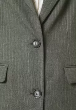 Selected Femme Slfanni Relaxed - Blazer - Grey -Selected Femme Butikk 4e346d701fc14b399cc26a981f41af6b