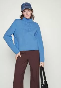 Selected Femme Slfmerle Highneck - Strikkegenser - Ultramarine -Selected Femme Butikk 551bf0fb5b5a4a448af47308e3015818