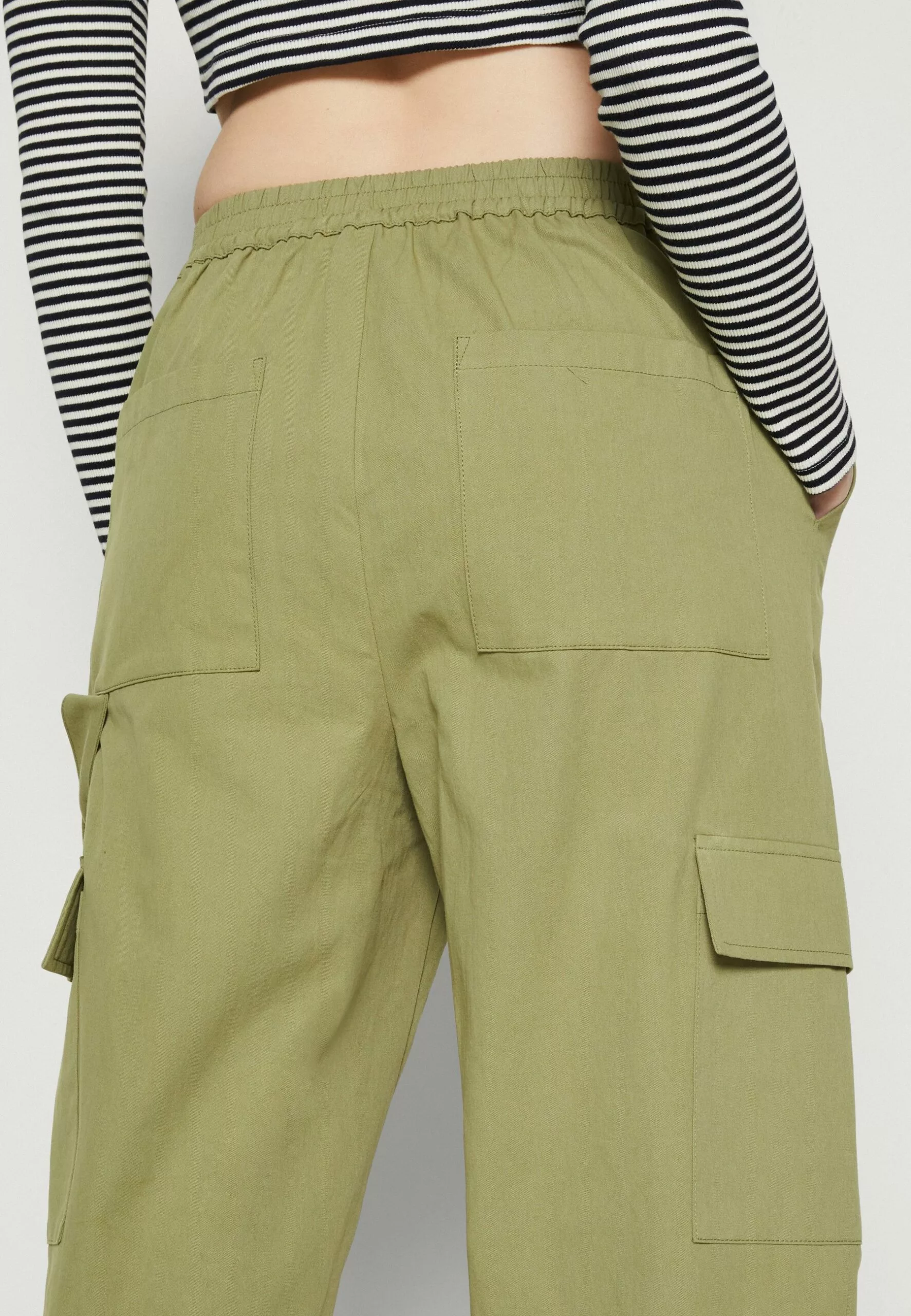 Selected Femme Slfcille Pant - Cargobukse - Basil 6 Selected Femme Slfcille Pant - Cargobukse - Basil - Bilde 6