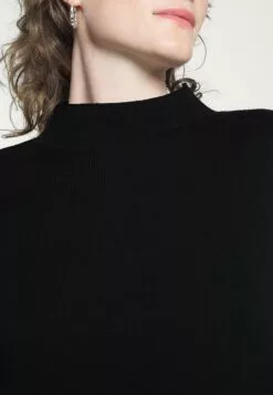 Selected Femme Slfmerle Highneck - Strikkegenser - Black -Selected Femme Butikk 748ef52f11cb4716899aee001076d884