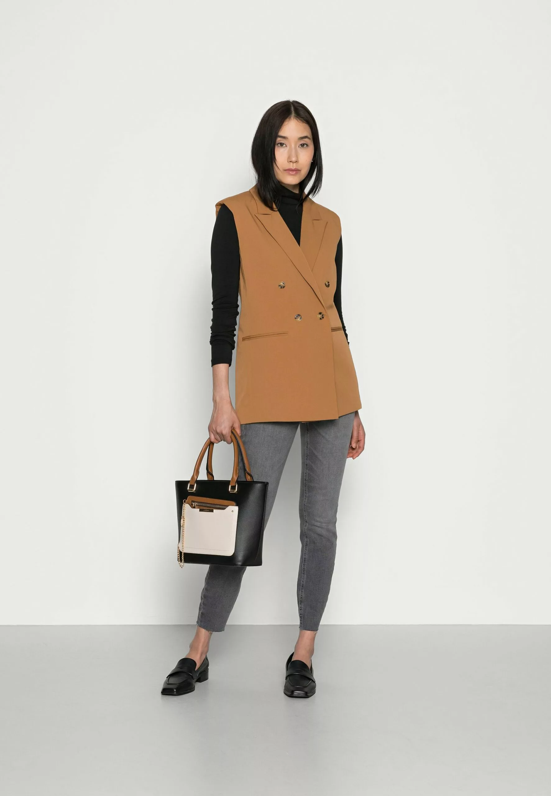 Selected Femme Slfmandy High NeckNoos - Topper Langermet - Black 2 Selected Femme Slfmandy High NeckNoos - Topper Langermet - Black - Bilde 2