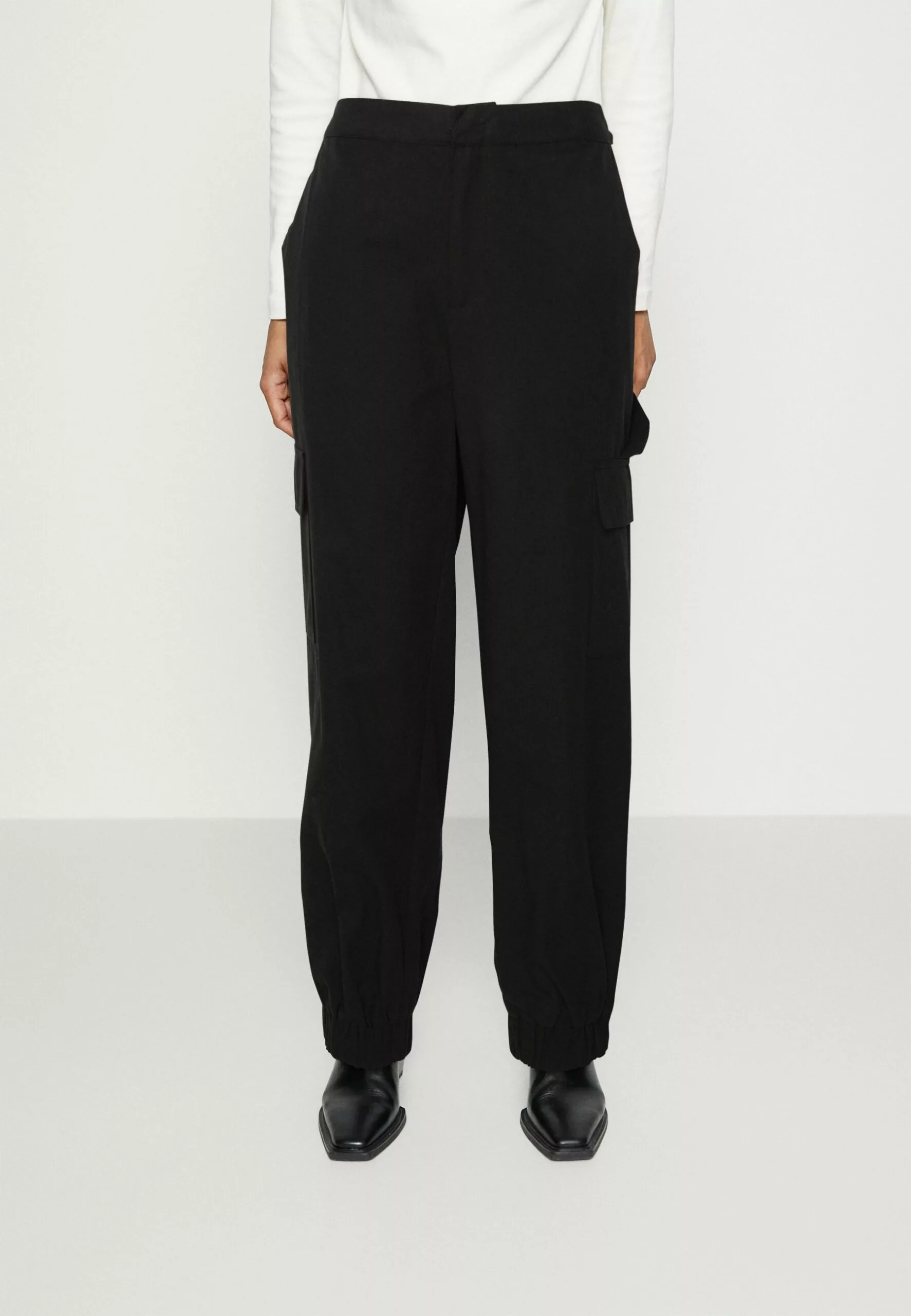 Selected Femme Slfcille Pant - Cargobukse - Black 1 Selected Femme Slfcille Pant - Cargobukse - Black