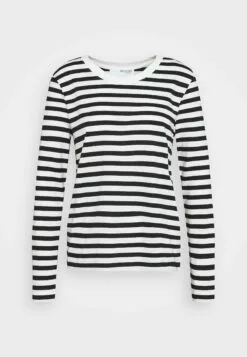 Selected Femme Slfstandard - Topper Langermet - Black/Snow White -Selected Femme Butikk 7584bf064d894b50ab5f7f7bc0da378b