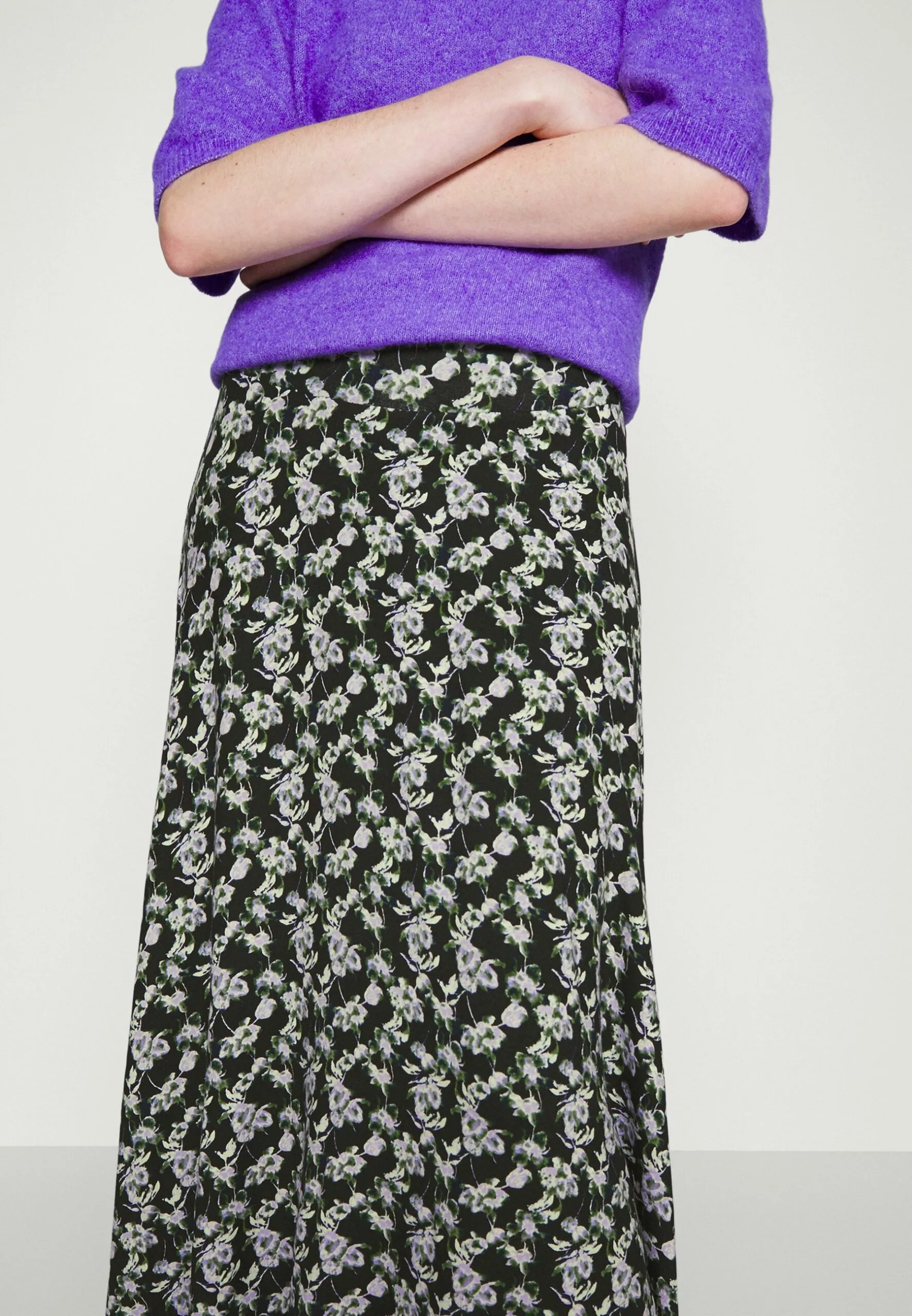 Selected Femme Slffinka Skirt - Maxiskjørt - Black Aop 7 Selected Femme Slffinka Skirt - Maxiskjørt - Black Aop - Bilde 7