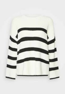 Front 61 Selected Femme Slfbloomie O Neck - Strikkegenser - Snow White/Black