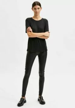 Front -Selected Femme Butikk 7fdd441811bc41e5b0f3ffb6df0a66d1