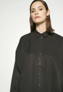 Selected Femme SlfsanniNoos - Skjorte - Black 10 Selected Femme SlfsanniNoos - Skjorte - Black -Selected Femme Butikk 80fd54623c2645dbade48f166d9034af