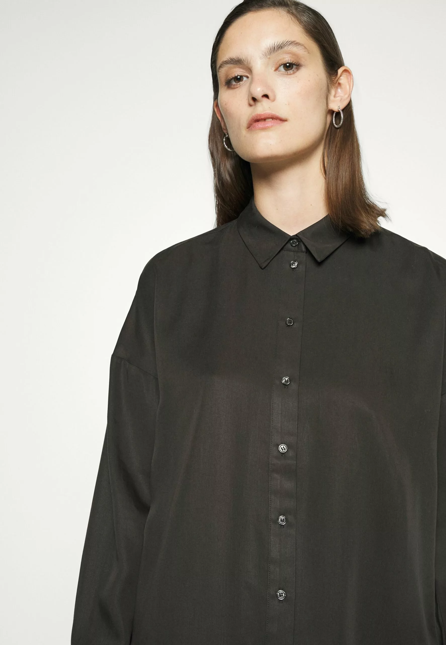 Selected Femme SlfsanniNoos - Skjorte - Black 4 Selected Femme SlfsanniNoos - Skjorte - Black - Bilde 4