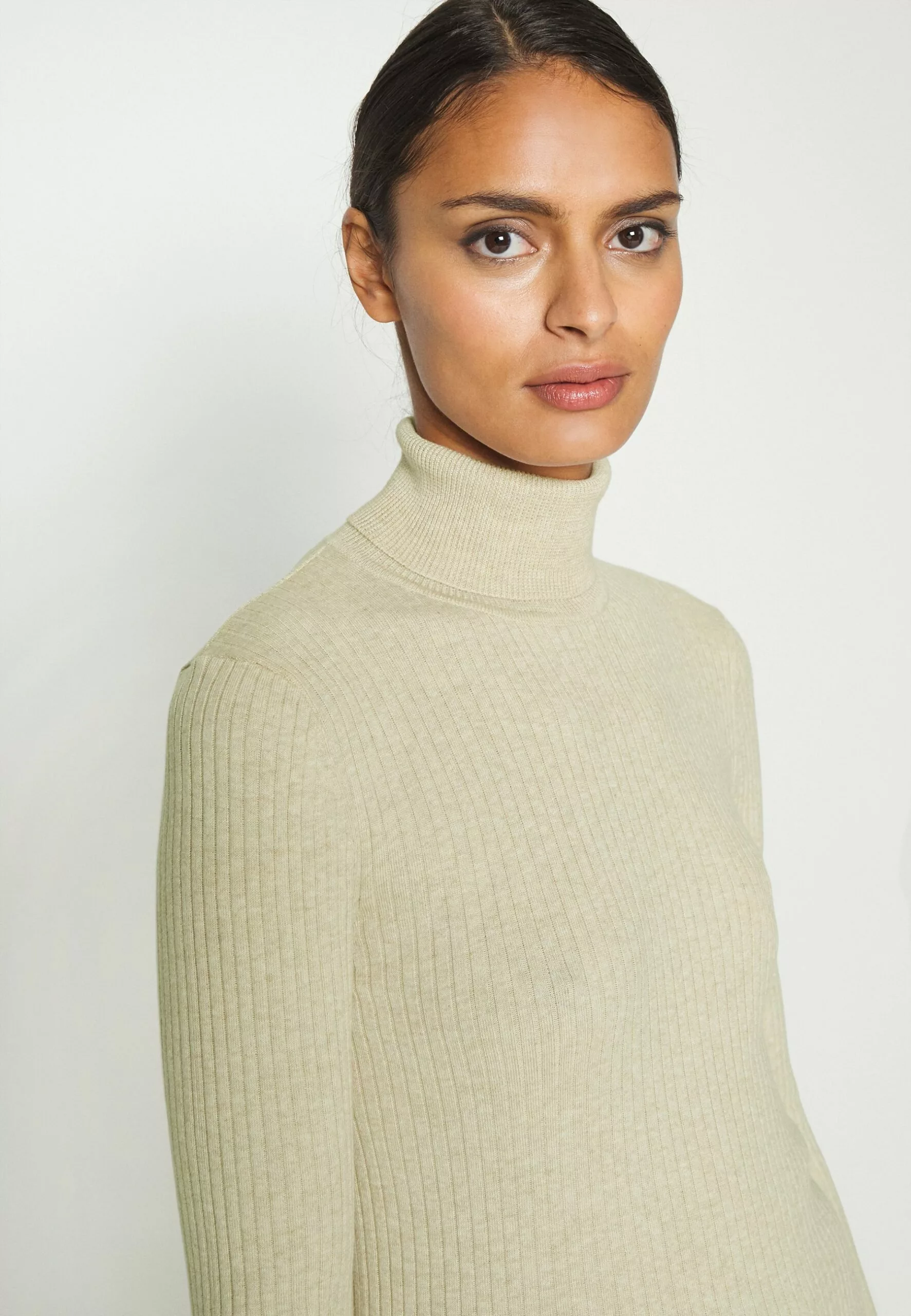 Selected Femme Slflydia Costa Rollneck - Strikkegenser - Birch 4 Selected Femme Slflydia Costa Rollneck - Strikkegenser - Birch - Bilde 4