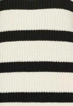 Slfbloomie O-Neck - Strikkegenser - Snow White/Black -Selected Femme Butikk 86ebf6b744a848659dfd906d184a9c0d