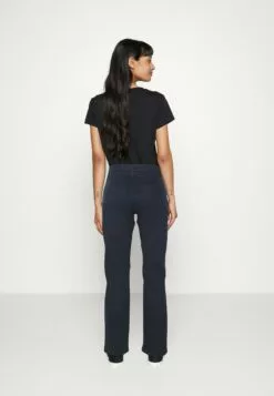 Selected Femme Slfmarina Pants - Chinos - Navy -Selected Femme Butikk 882423baf80943ba9d88f55de23aab63