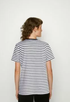 Selected Femme Slfmyessential Stripe O Neck Tee - T-Shirts Med Print - Black -Selected Femme Butikk 97530db888bb4ef88b13cbed0895bb9e