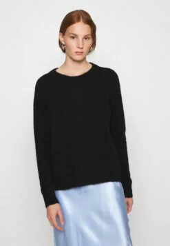 Front 40 Selected Femme Slflulu Ls O-Neck B - Strikkegenser - Black