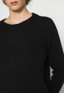Selected Femme Slflulu Ls O-Neck B - Strikkegenser - Black -Selected Femme Butikk a6ed74306f8b49c796091d0bdd0b4fef