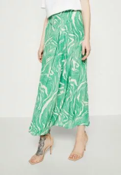 Selected Femme Slfsirine Ankle Skirt - Maxiskjørt - Absinthe Green -Selected Femme Butikk a9f88c0b562d469f8909427aea60e93b