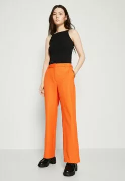 Selected Femme Slfmyla Mynella Straight Pant - Bukse - Orangeade -Selected Femme Butikk aa24a6c9b1664b428a9227af7e8612a0