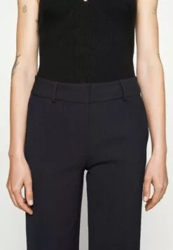 Selected Femme Wide Pant Dark- Bukse - Dark Sapphire Mlg 11 Selected Femme Wide Pant Dark- Bukse - Dark Sapphire Mlg -Selected Femme Butikk aa7dbb893a5e4880b64c0e9608f4cc87