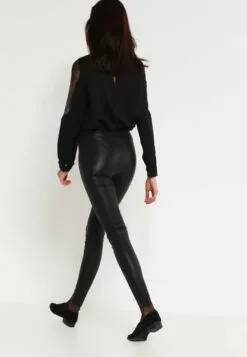 Selected Femme Sfsylvia - Skinnbukser - Black -Selected Femme Butikk ae7f1b18c3004050aa1c7f0317e44047