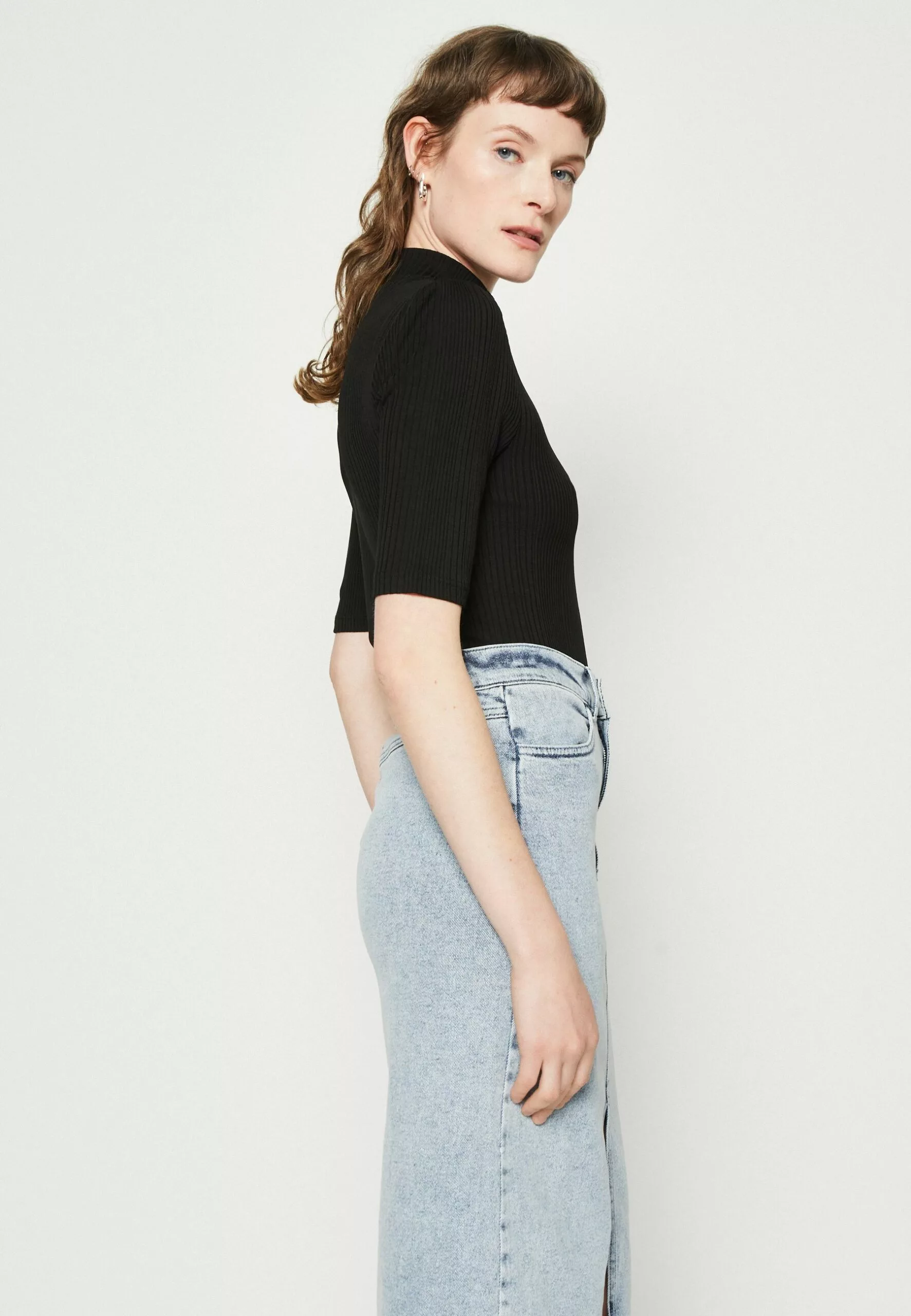 Selected Femme Slfceline High Neck- T-Shirts - Black 4 Selected Femme Slfceline High Neck- T-Shirts - Black - Bilde 4