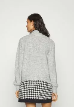 Selected Femme Slfmally Cardigan Camp - Cardigan - Grey 8 Selected Femme Slfmally Cardigan Camp - Cardigan - Grey -Selected Femme Butikk b7096bc66af0497bb985a132131bb1ff