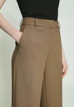 Selected Femme Slfrita Wide Pant - Bukse - Pine Bark -Selected Femme Butikk bd71f9157b7a4952b6699e7f3c0f491a