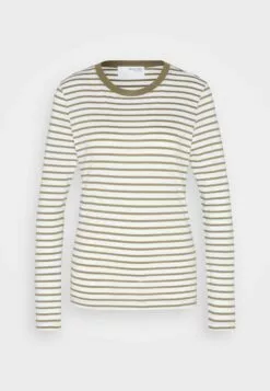 Selected Femme Slfessential Striped O Neck - Topper Langermet - Dusky Green -Selected Femme Butikk bf3fb658b48b47f5a56ecd0fc72c597c