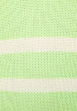 Selected Femme Slfbloomie O Neck - Strikkegenser - Pistachio Green Snow White -Selected Femme Butikk c2872909935a40fb90745875cc4bc21c