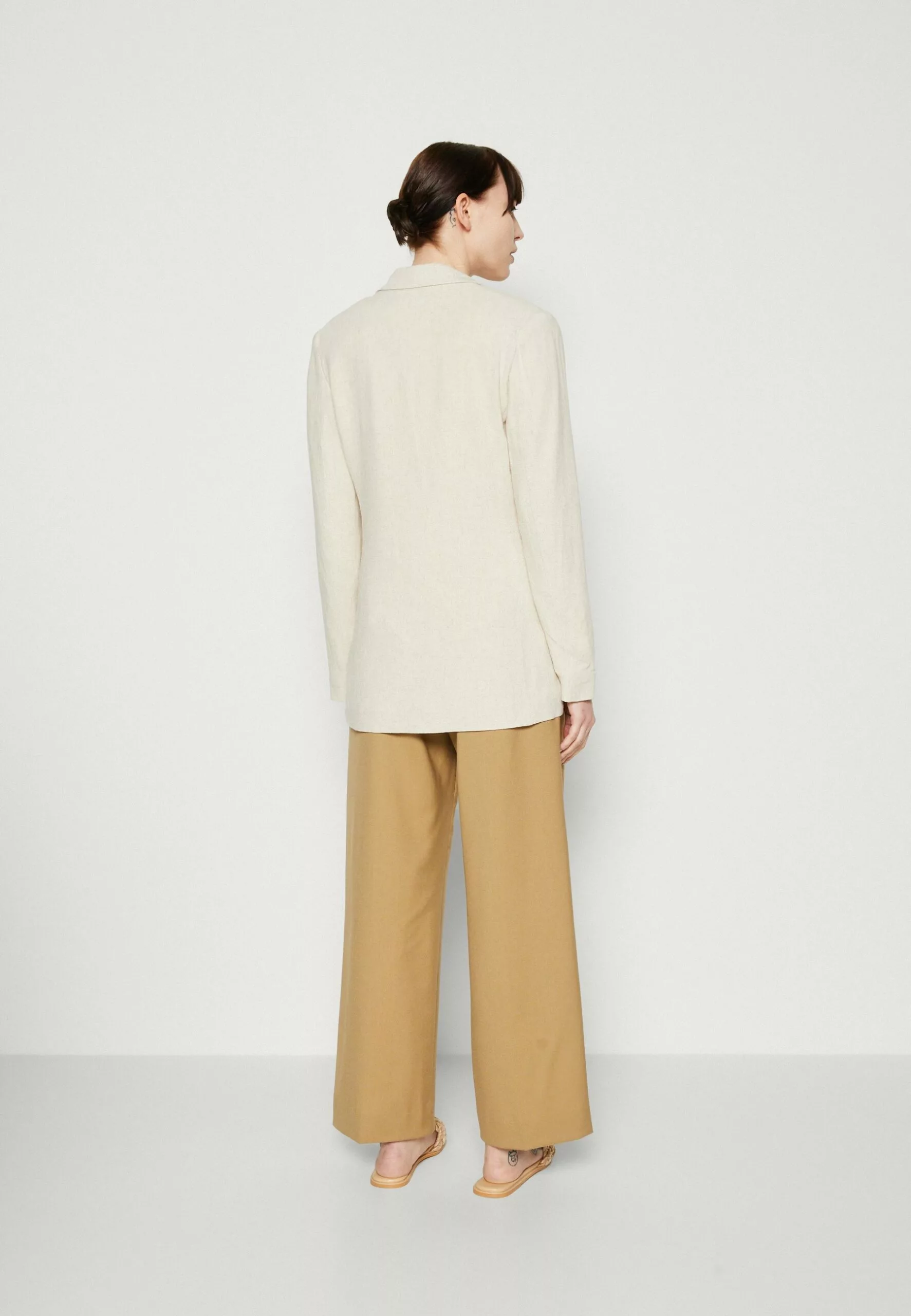 Selected Femme Slfviva - Blazer - Sandshell 3 Selected Femme Slfviva - Blazer - Sandshell - Bilde 3