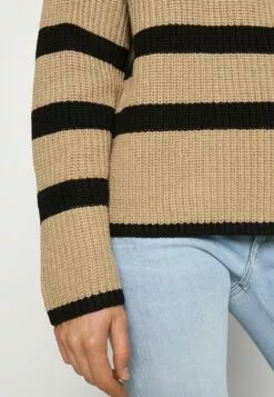 Selected Femme Slfbloomie O Neck - Strikkegenser - Cornstalk -Selected Femme Butikk d105c64ee5c94d9ca776c9ce6a9e1636