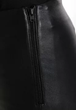 Selected Femme Sfsylvia - Skinnbukser - Black -Selected Femme Butikk e39e673101da4476aee4bcec0a07e478