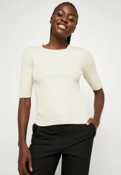 Selected Femme Slfmala O Neck - T-Shirts - Birch 9 Selected Femme Slfmala O Neck - T-Shirts - Birch -Selected Femme Butikk e43c07946d1648c7ba31c9e26d21aeeb