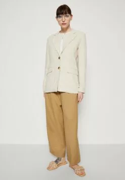 Selected Femme Slfviva - Blazer - Sandshell 9 Selected Femme Slfviva - Blazer - Sandshell -Selected Femme Butikk f3b949300ce8470e9fb6f9c038ae6e57