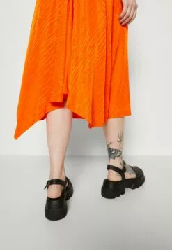 Selected Femme Slfabienne Midi Skirt- A-Line Skjørt - Orangeade -Selected Femme Butikk f8c05922c1494e1b8300e8f7231f9028