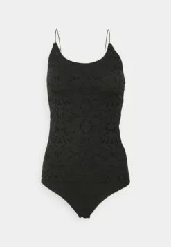 Selected Femme Strap Broderi Anglaise Body - Topper - Black -Selected Femme Butikk f922e0df2c73414ea5433aa05c8019e3