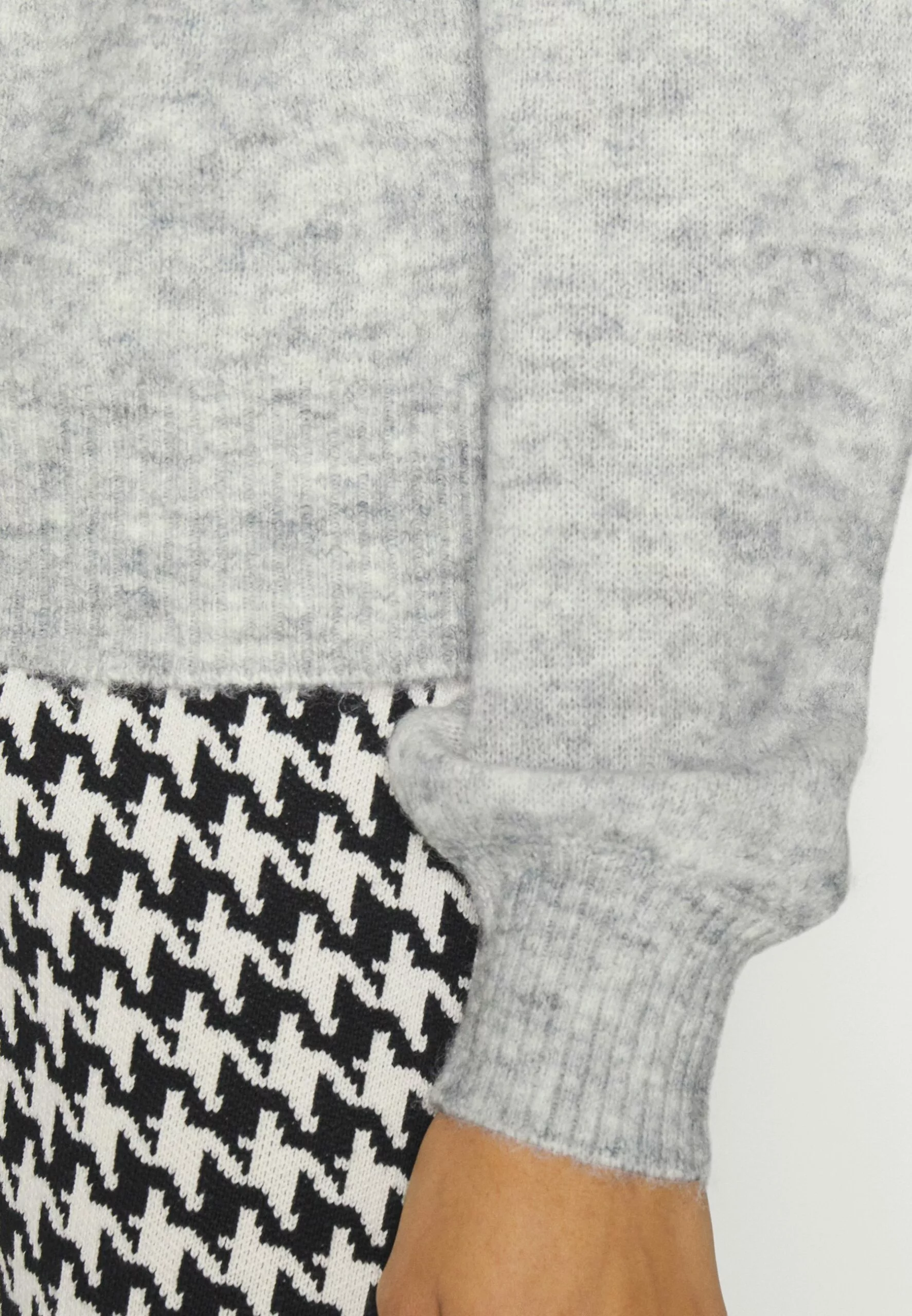 Selected Femme Slfmally Cardigan Camp - Cardigan - Grey 6 Selected Femme Slfmally Cardigan Camp - Cardigan - Grey - Bilde 6